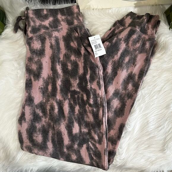 NEW BlankNYC Soft Easy Tie Waist Leopard Relaxed Joggers Lounge Pants Pink M NWT - Picture 6 of 16